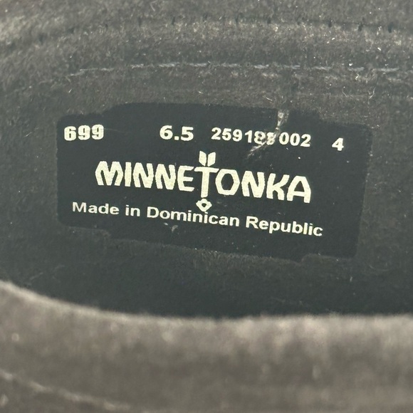 Minnetonka High Top Side Zip Boot (SH103) - Picture 11 of 11